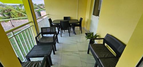 Sainte-Rose Apartment | Dyna condo one