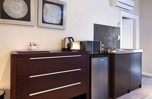 Greater Johannesburg Metropolitan Area Hotel | Dynasty Forest Sandown Accommodation