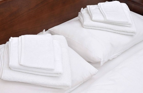 Riverside Hotel | Dynasty Suites Hotel Riverside