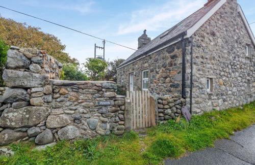 Dinas House | Dyserth