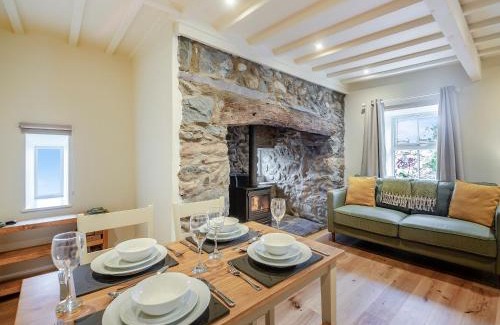 Dinas House | Dyserth