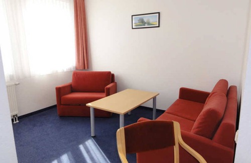 Sassnitz House | DZ 05. Komfort mit Meerblick und Balkon - Hotel Garni Meeresgruß