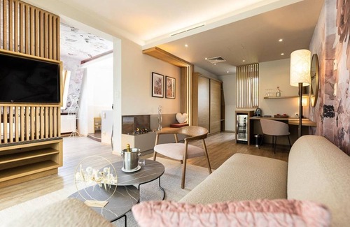 Loipersdorf bei Fuerstenfeld House | DZ Lilie Oder Orchidee - 1 Nacht Inkl. Therme - Thermenhotel Vier Jahreszeiten
