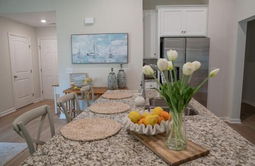 Pooler House | DZ Pooler Getaway