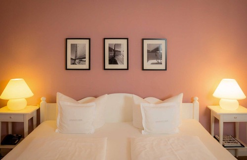Bad Wiessee Bed & Breakfast | DZ Standard double room for single use - Bio Design Boutique Hotel Landhaus St.