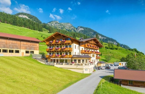 Grossarl House | DZ Zirbe trio - Berghotel Alpenklang