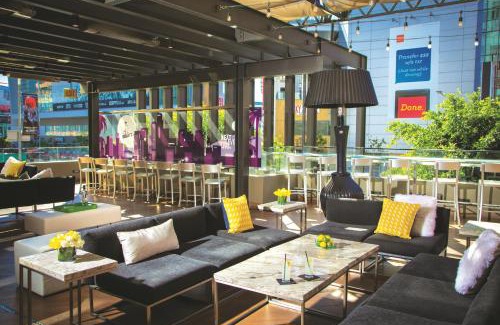 Downtown Los Angeles Hotel | E Central Hotel Downtown Los Angeles