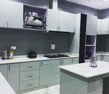 Abuja Apartment | E-Vac Homes Exquisite Holiday Home