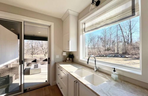 Fond du Lac House | EAA - Spacious 5-bedroom, 3.5 bath house