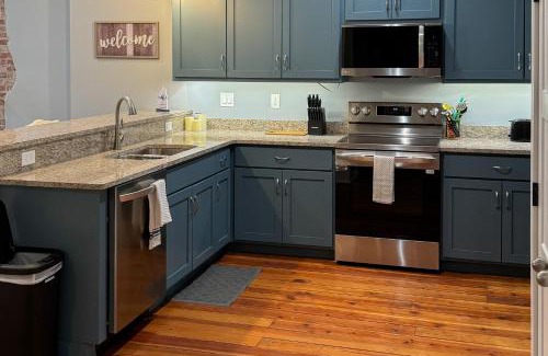 Waynesville Apartment | Eagle Claw Den