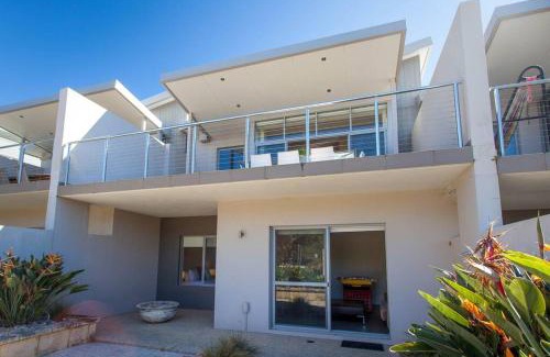 Eagle Bay Apartment | Eagle Escape I Private Properties