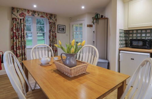 Glenisla Cottage | Eagle Glen Cottage