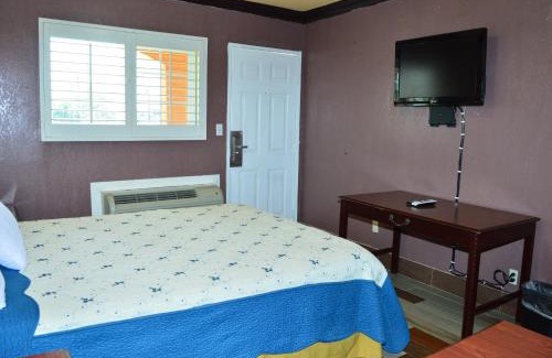 Harbor Hotel | Eagle Inn Motel