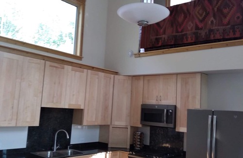 Eagle River House | Eagle Peak Mountain House