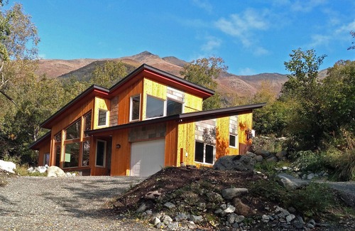 Eagle River House | Eagle Peak Mountain House