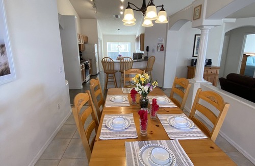 Eagle Pointe South House | EAGLE POINTE SOUTH ON THE LARGER LAKE A NEW VACATION/HOLIDAY EXPERIENCE