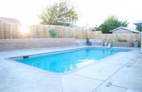 Victorville House | Eagle Ranch Oasis - Victorville Pool Getaway