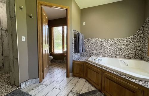 Annandale House | Eagle's Bluff - Annandale
