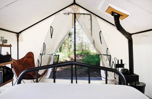 Donnelly RV Rental | Eagle’s Landing: Canvas Tent Glamping 🦅🏔