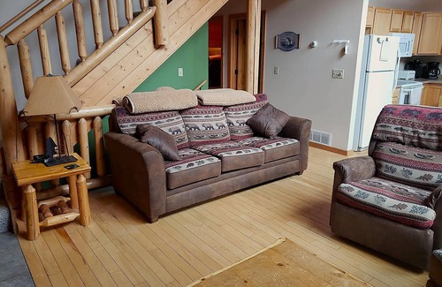 Land O Lakes House | Eagle's Nest Summary: