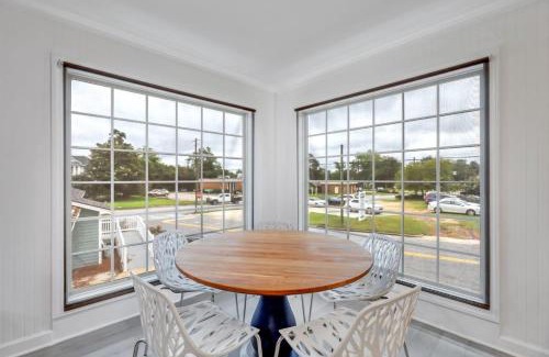 Statesboro Apartment | Eagle's Nest - Upscale Loft Downtown Close to GSU