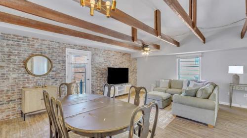 Statesboro Apartment | Eagle's Roost Retreat - Near GSU