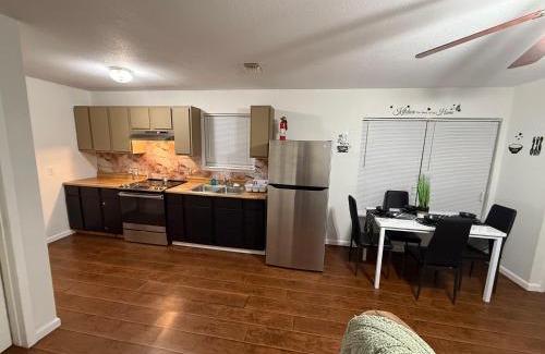Eagle Pass Apartment | Eagle Stay 14