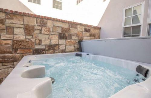 Hurricane House | Eagle View townhouse