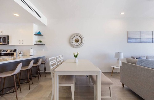 Centro House | Eagle Village @ Islas del Mar B2
