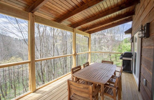 Boone House | Eagles and Owls Cabin