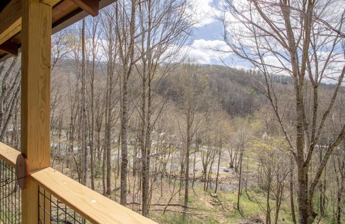 Boone House | Eagles and Owls Cabin