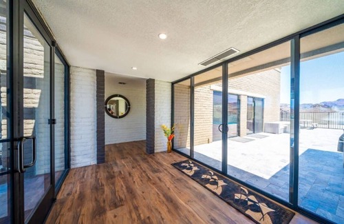 Parker Strip House | Eagles Lair, Pool & Views!