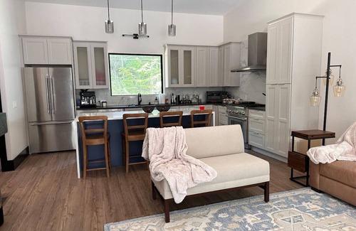 Moultonborough House | Eagles Landing with Hot Tub and Boat Slip