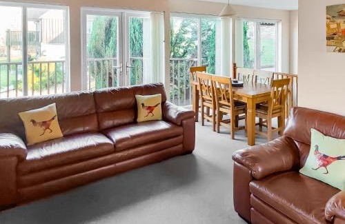 Saltash House | Eagles Nest