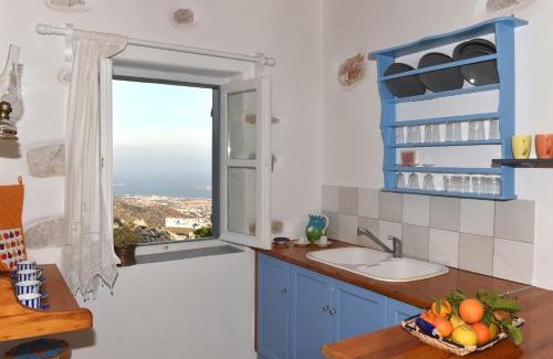 Paros House | Eagles Nest