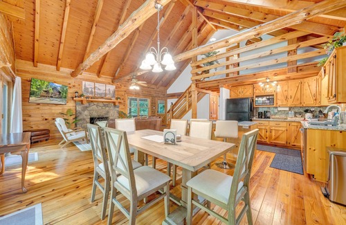 Craig Creek Cabin | Eagles Rest~Cozy, Updated, Charming 3 BR cabin!