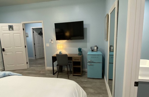 Wrightwood House | Eagles Suite