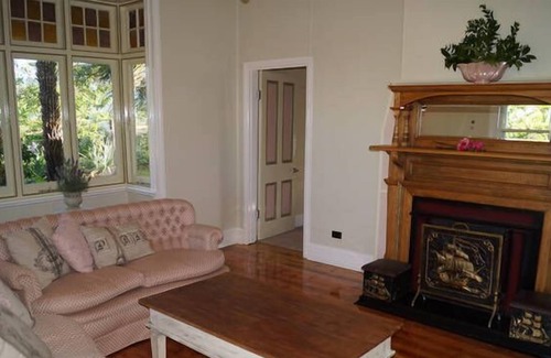 Wandin North House | Eagles View Cottage - Yarra Valley FREE Wi-Fi