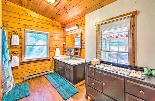 Bodines Cabin | 'EaglesView on the Loyalsock' Creekside Cabin