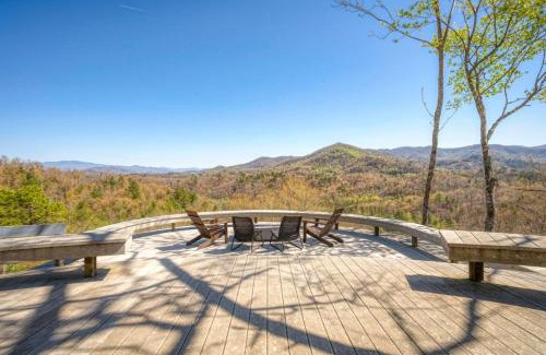 Bryson City House | EagleWatch Mountain Retreat & Event Venue