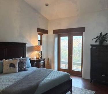 Bryson City House | EagleWatch Mountain Retreat & Event Venue