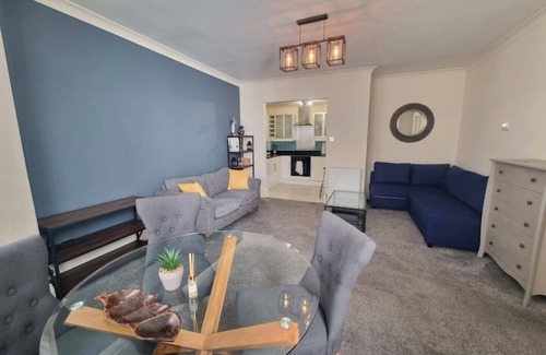 Redcliffe Apartment | Earl's Court Private Entrance 1 Bedroom Flat