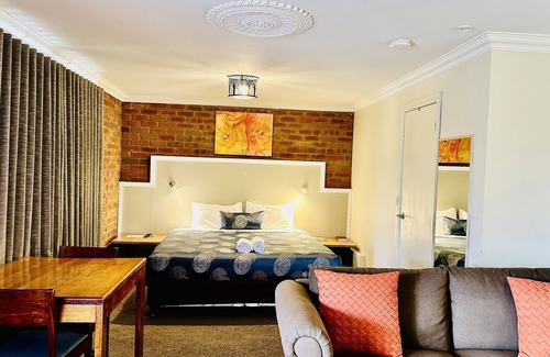 Mildura Hotel | Early Australian Motor Inn