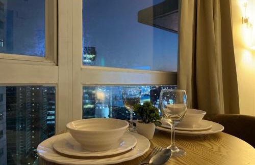 Barangka Ilaya Apartment | Earth Tone Nordic Home w/PS4 and 250mbps Wi-fi