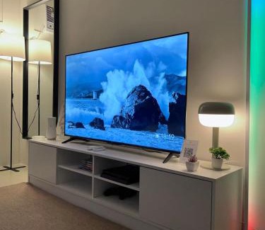 Barangka Ilaya Apartment | Earth Tone Nordic Home w/PS4 and 250mbps Wi-fi