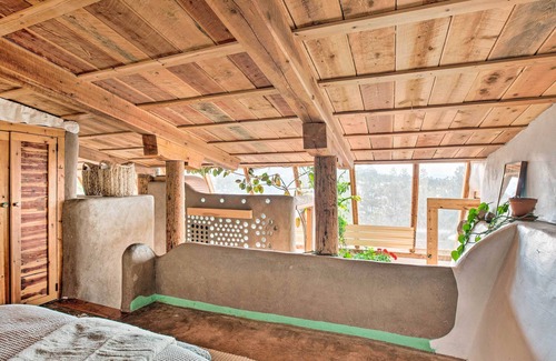 Valdez Cabin | Earthy Escape: Wood-Burning Sauna, Mtn View!