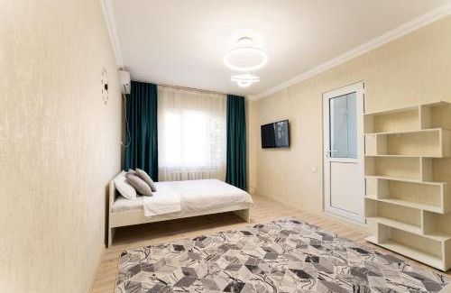 Sverdlov District Apartment | East-5