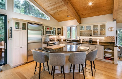 Mountain Valley House | East Aspen Contemporary Chalet