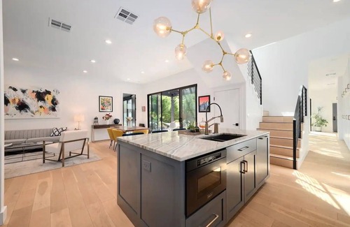 Chestnut House | East Austin Haven