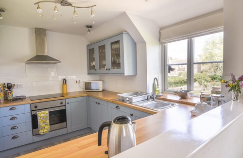 Bridport Cottage | East Barn